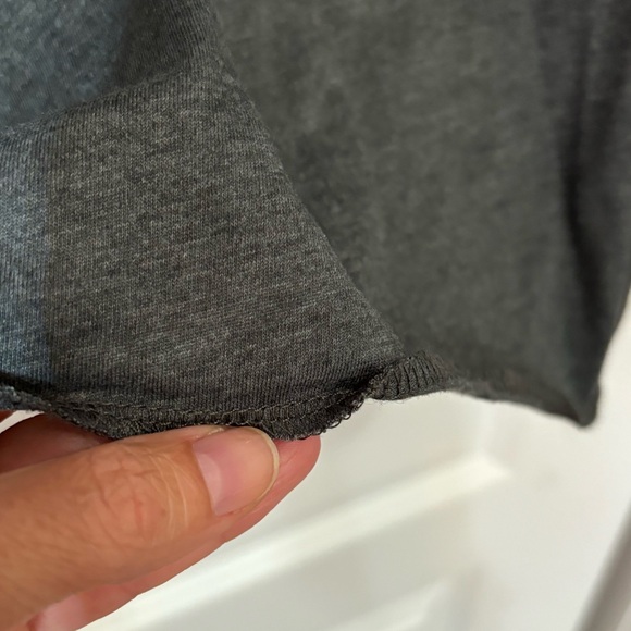 NC State Youth XL (20)Raglan Style Long Sleeve T shirt Game Day Colloseum brand - Picture 3 of 9